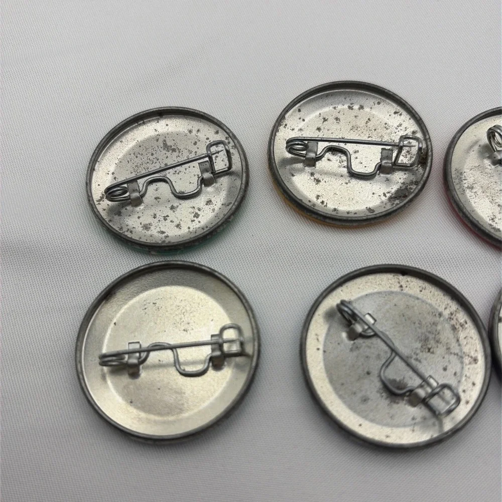 Lot Of 8 2015 McDonald's Employee Button Pins‎ Ronald Hamburglar Birdie Big Mac